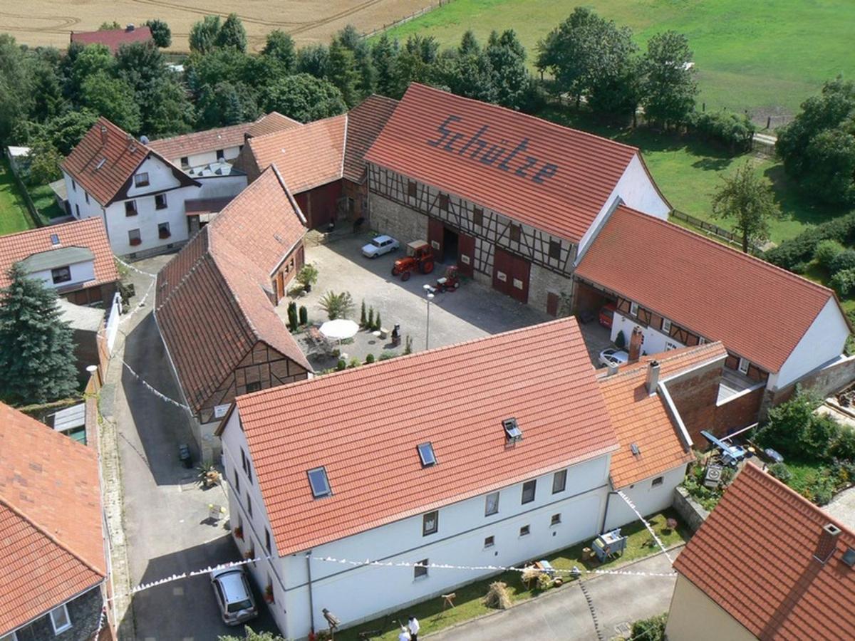 Pension Schuetze Daasdorf am Berge ภายนอก รูปภาพ