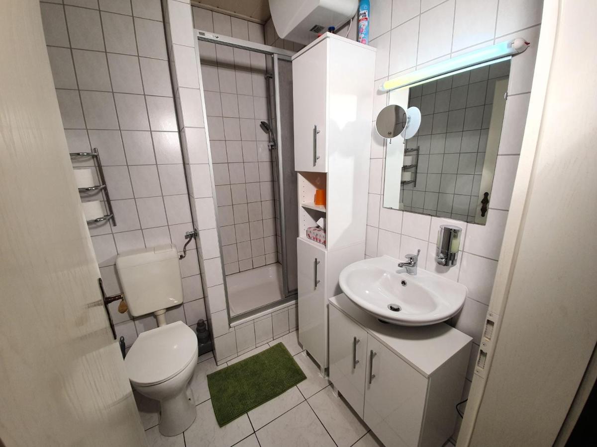 Pension Schuetze Daasdorf am Berge ภายนอก รูปภาพ