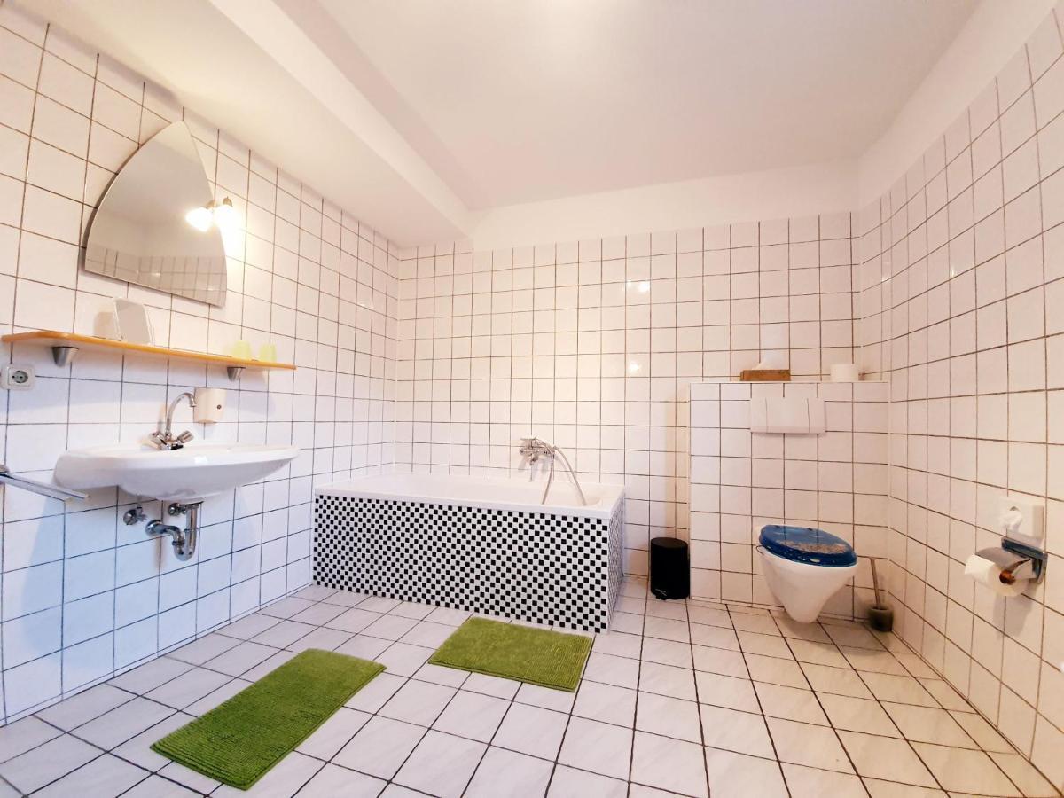 Pension Schuetze Daasdorf am Berge ภายนอก รูปภาพ