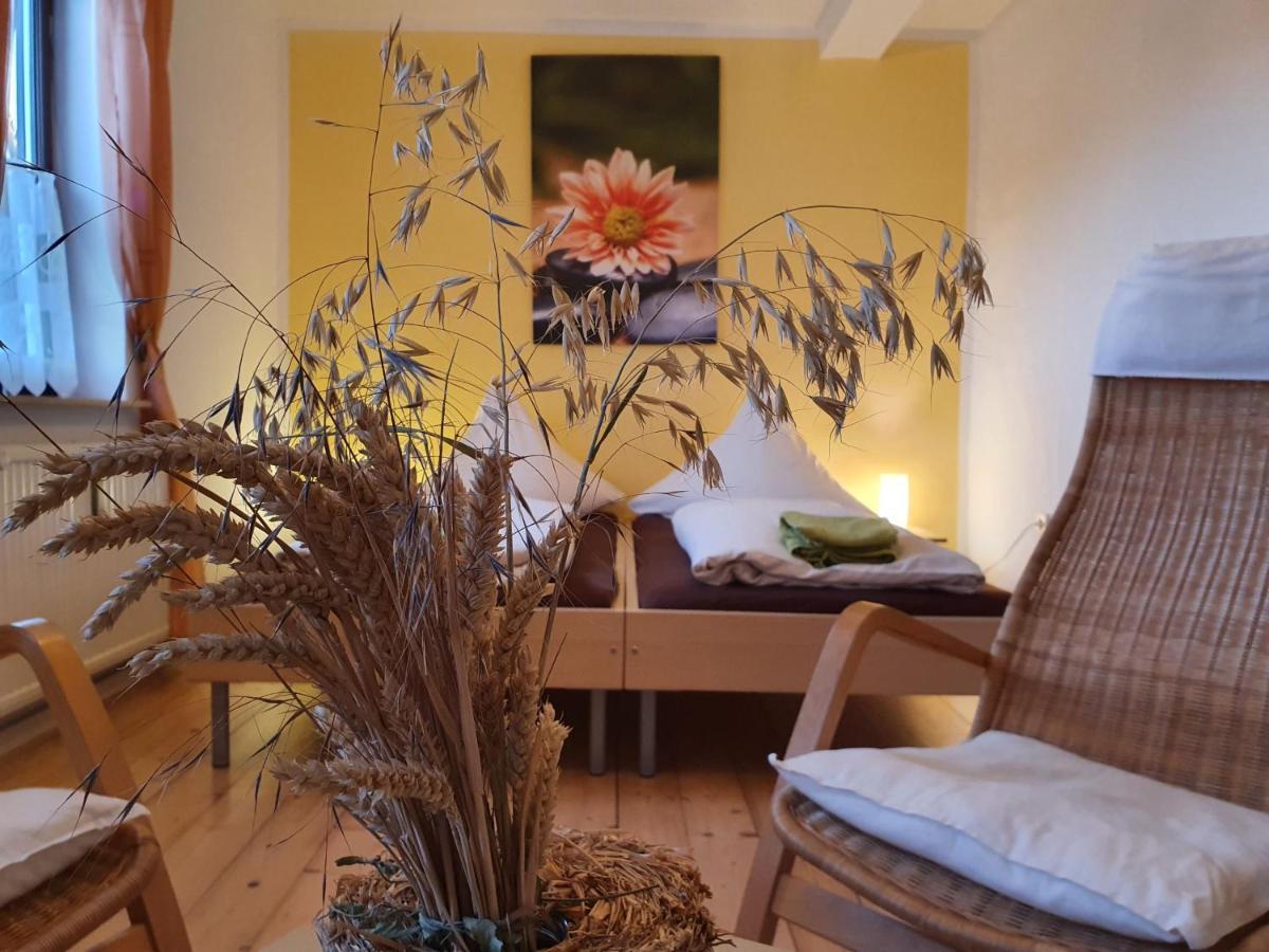 Pension Schuetze Daasdorf am Berge ภายนอก รูปภาพ