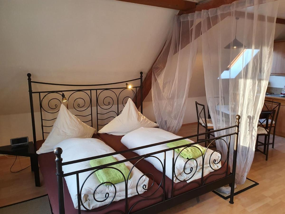 Pension Schuetze Daasdorf am Berge ภายนอก รูปภาพ