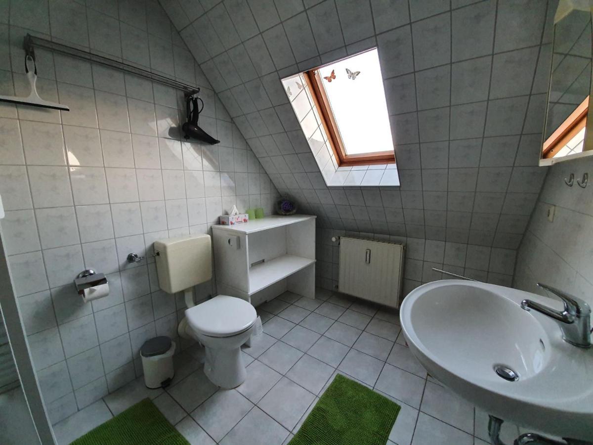 Pension Schuetze Daasdorf am Berge ภายนอก รูปภาพ